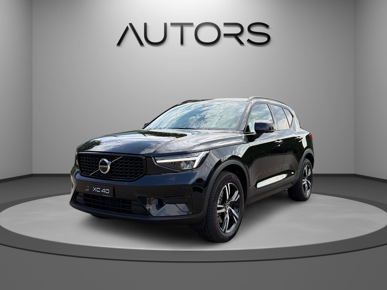 VOLVO XC40 B3 Benzin Mild Hybrid Plus Dark DCT