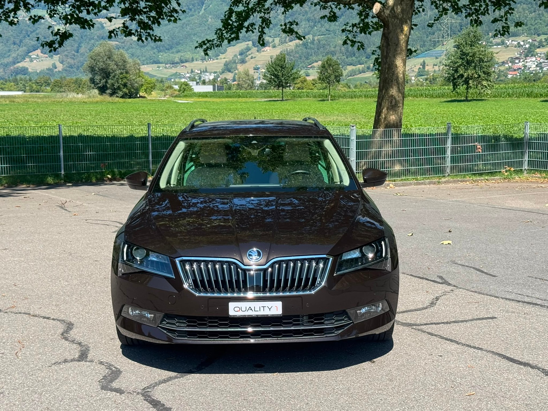 SKODA Superb Combi 2.0 TDi L&K 4x4 DSG-showroom-element-1