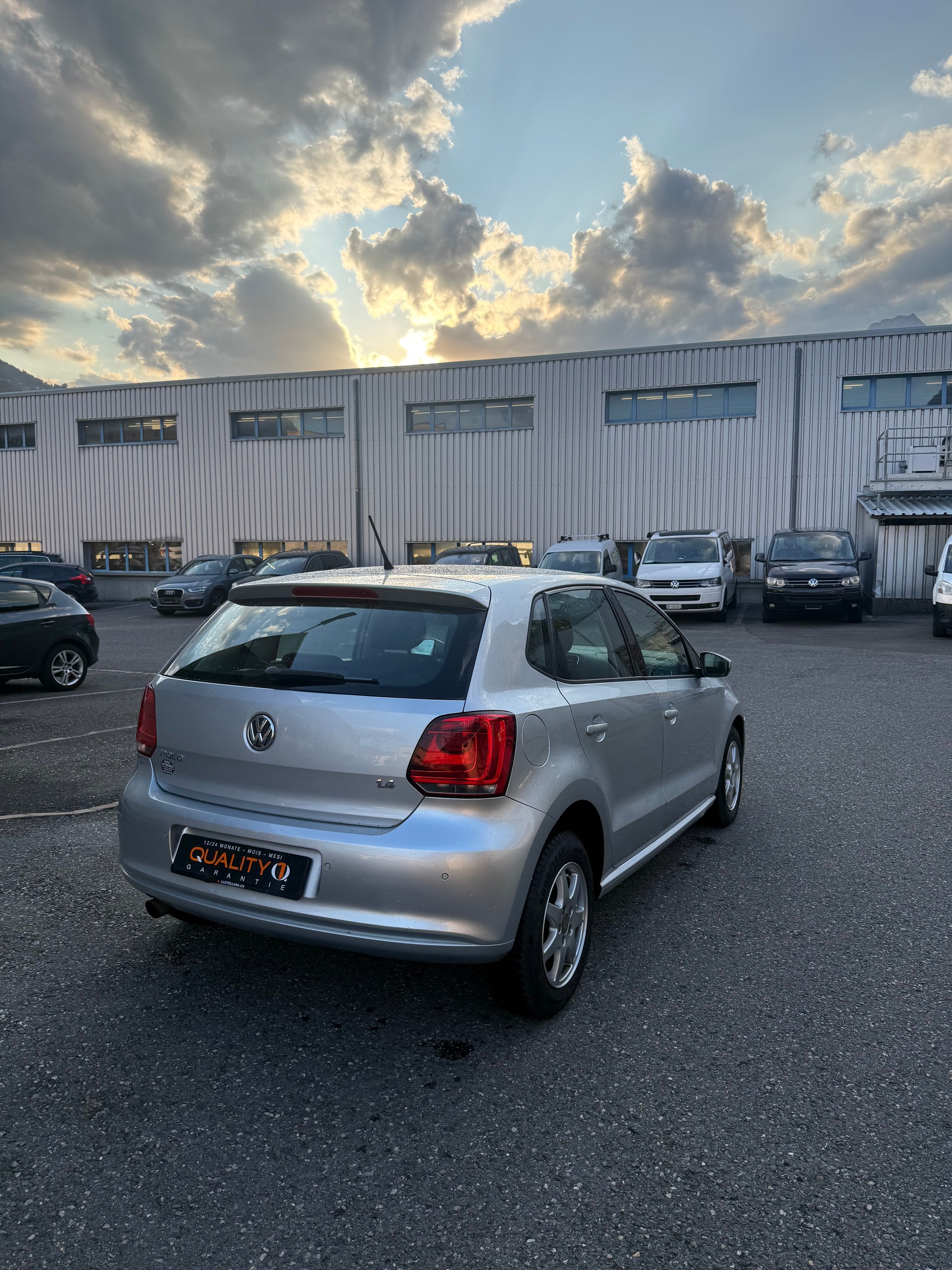 VW Polo 1.4 16V Trendline-image-14