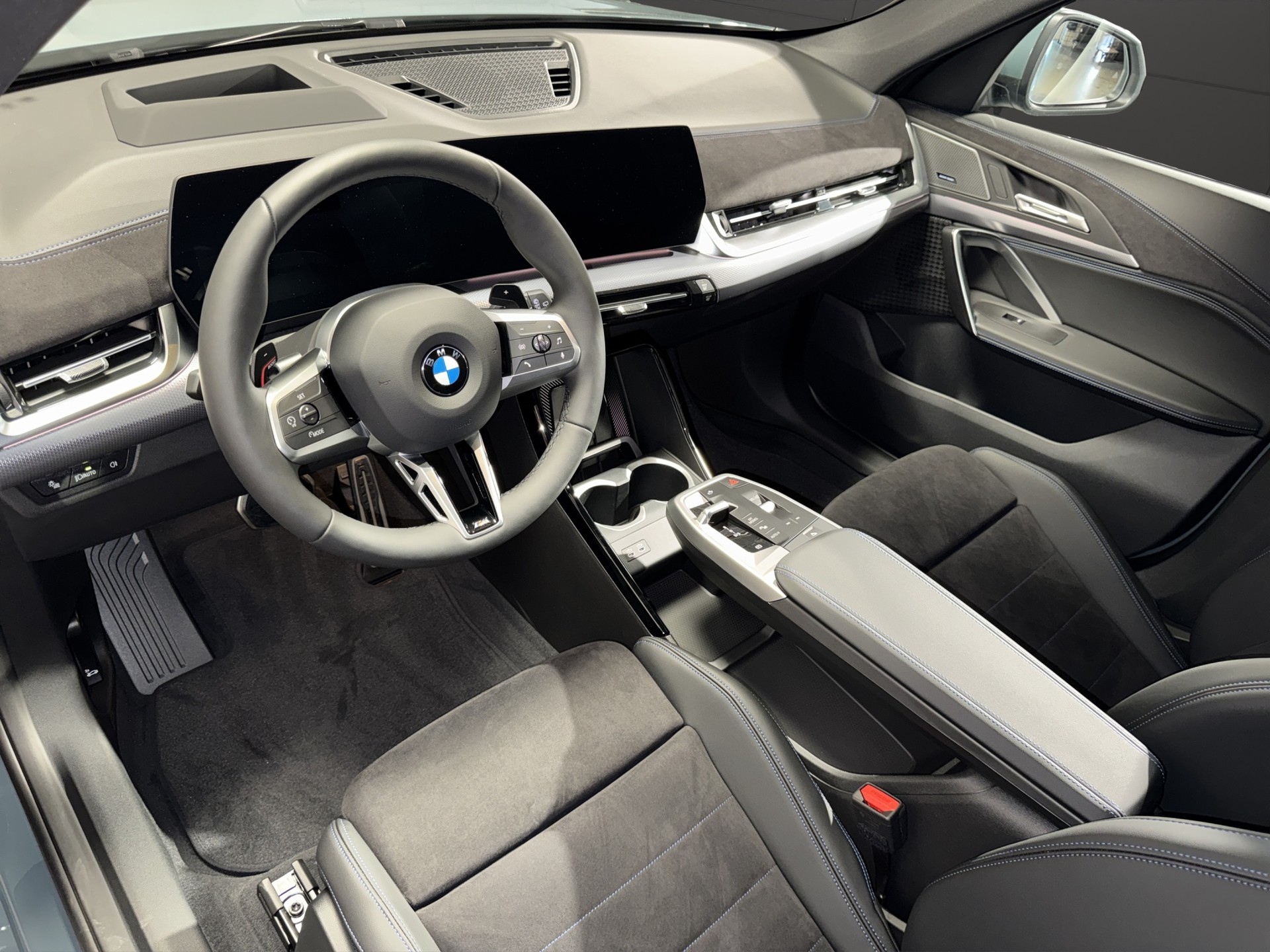 BMW X1 20d xDrive-image-8