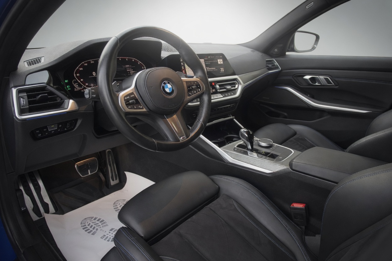 BMW 320d xDrive 48V Steptronic M Sport-image-7