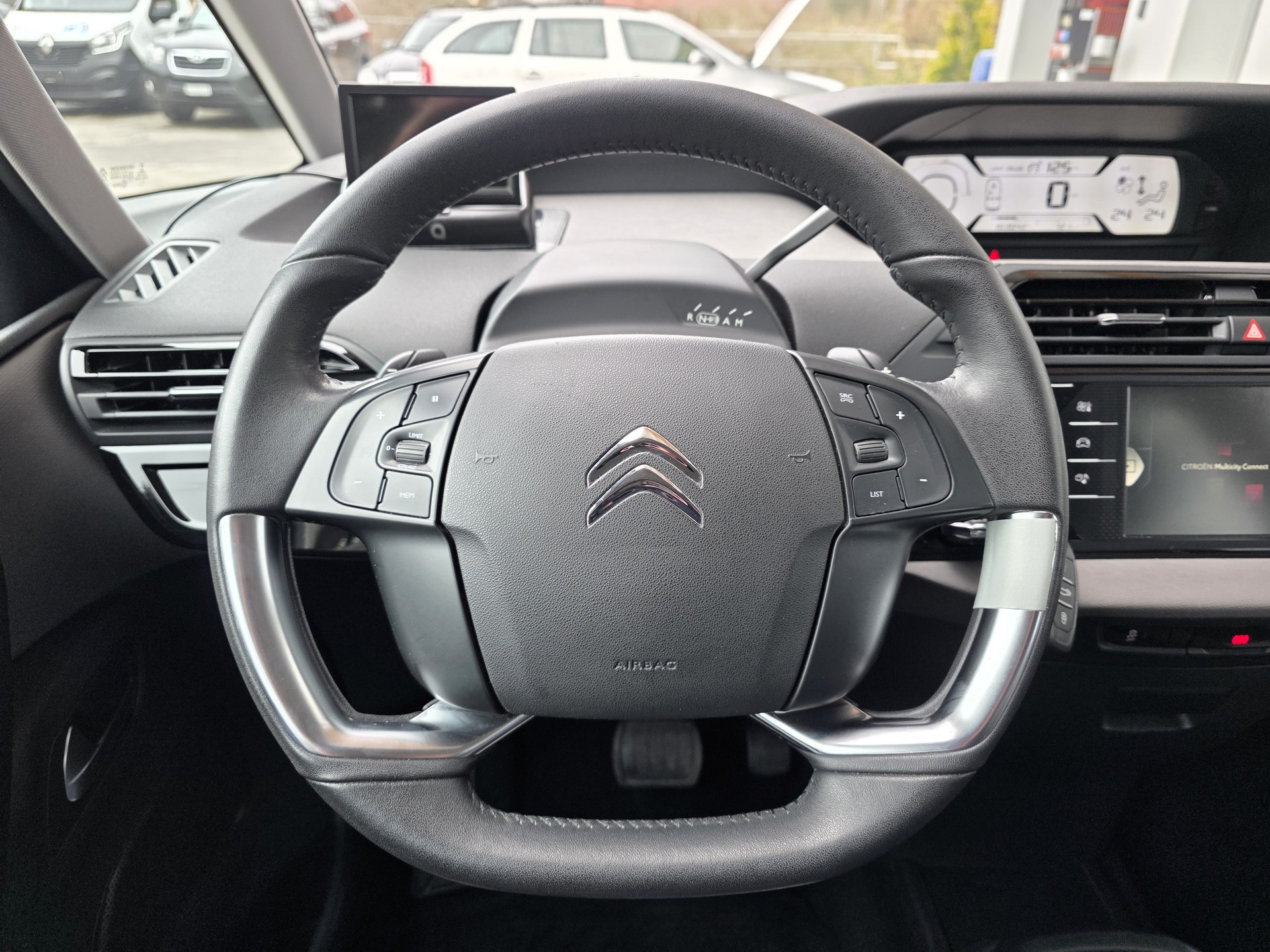 CITROEN C4 Picasso 1.6 e-HDi Séduction ETG6-image-14
