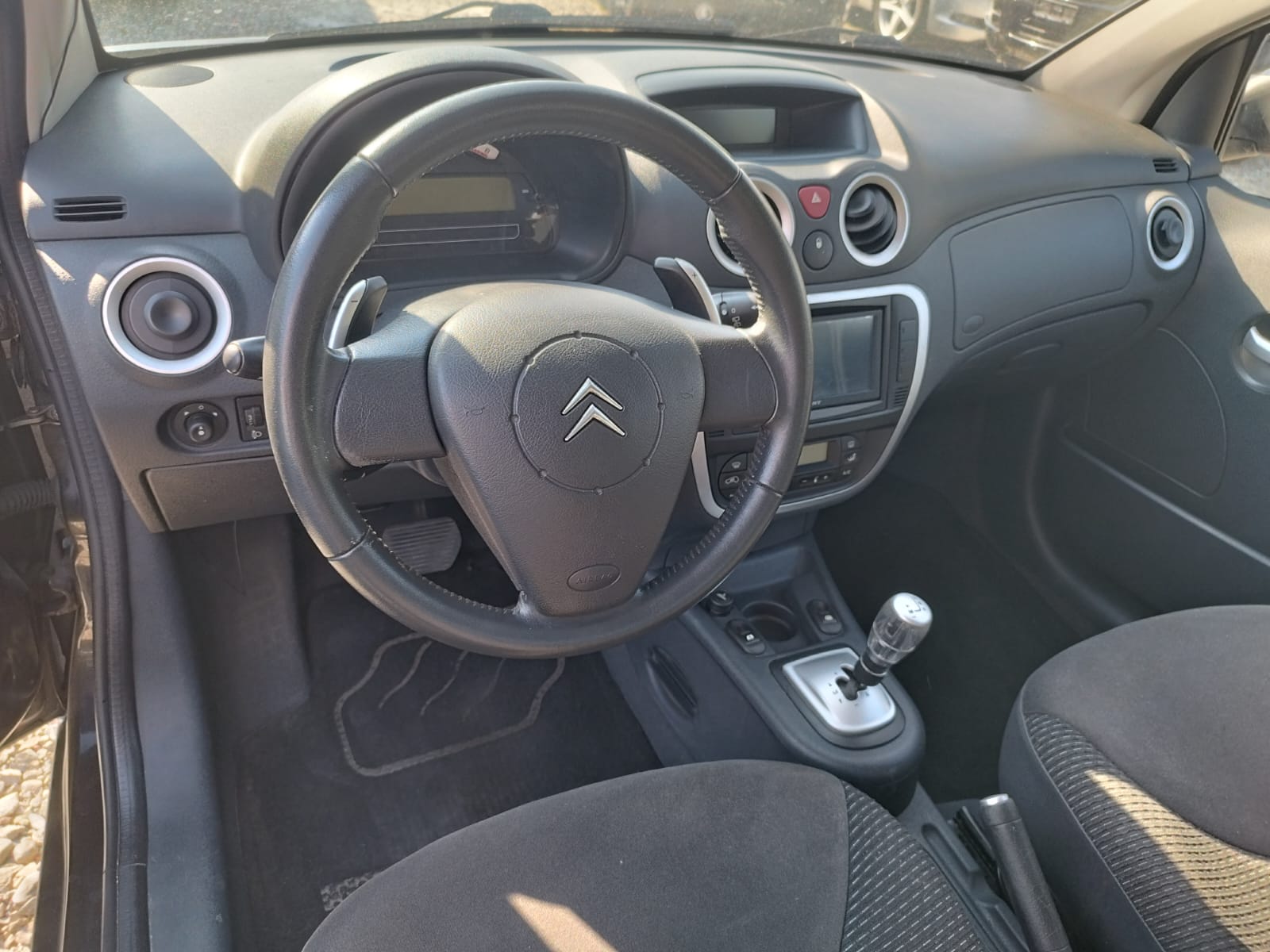 CITROEN C2 1.4i Stop&Start-image-8
