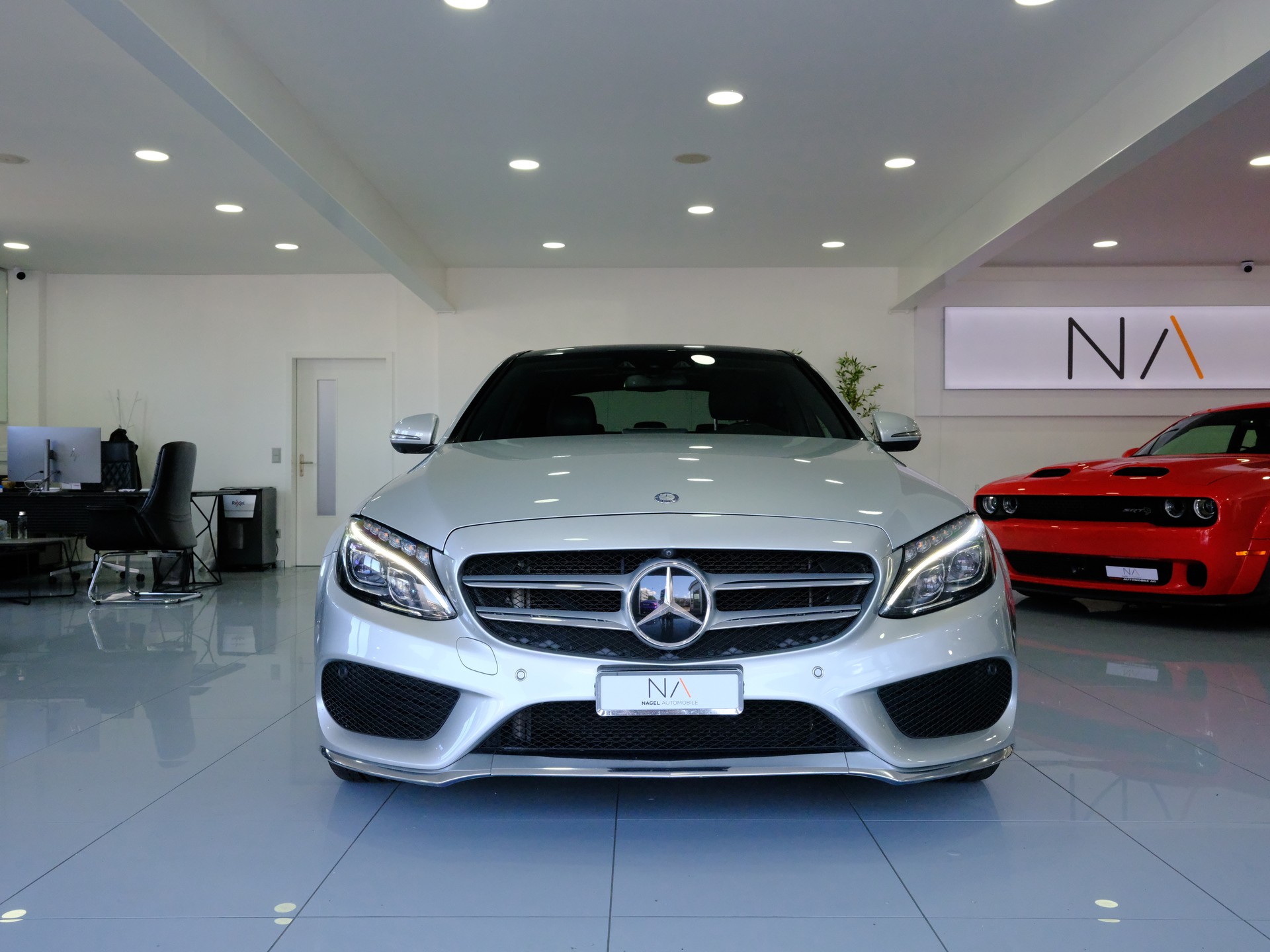 MERCEDES-BENZ C 250 d Swiss Star AMG Line 4Matic 9G-Tronic-showroom-element-2