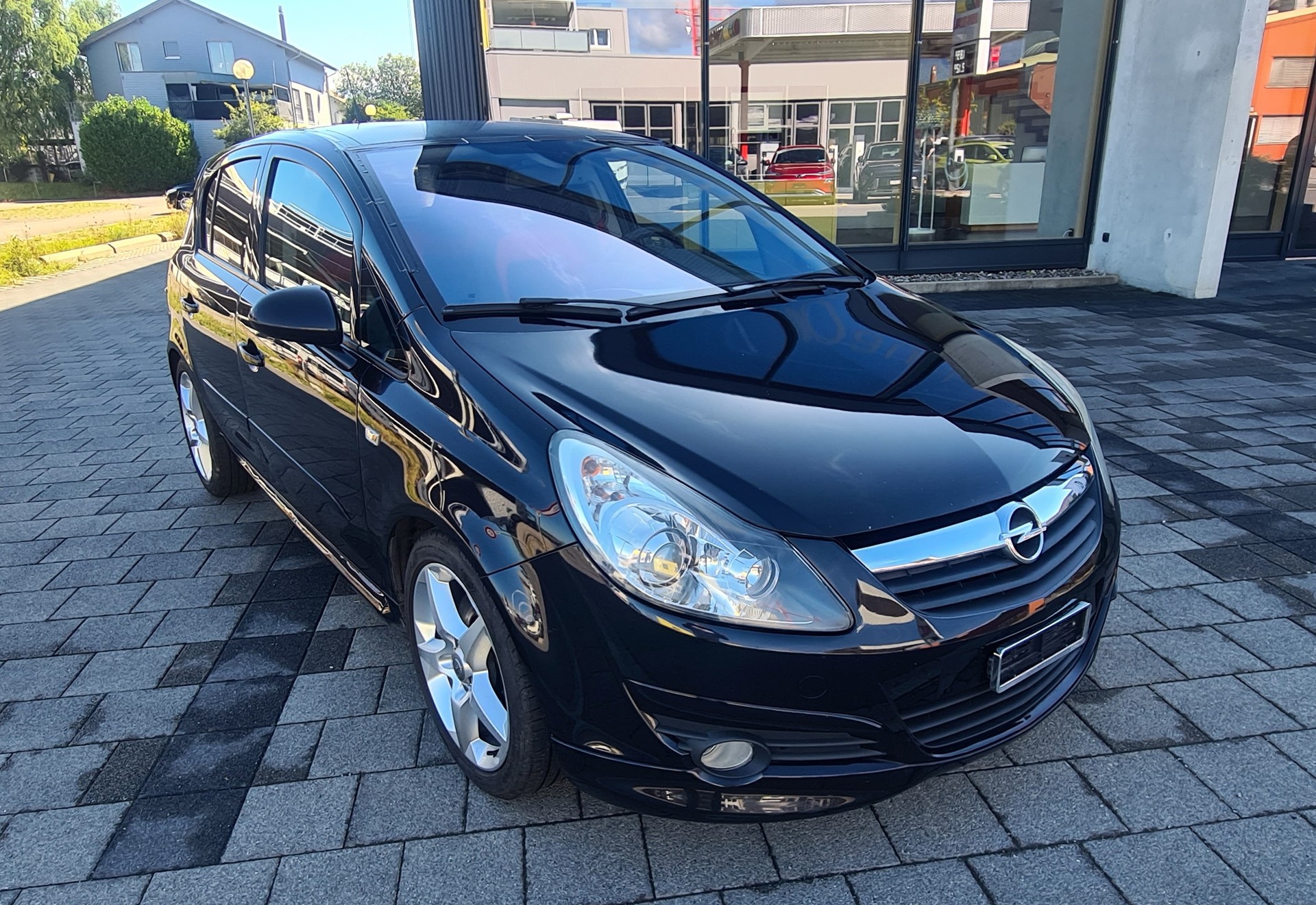 OPEL Corsa 1.6 Turbo GSi-showroom-element-1