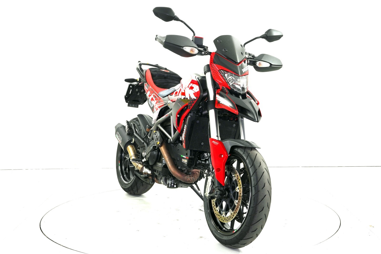 DUCATI 821 Hypermotard ABS-image-1