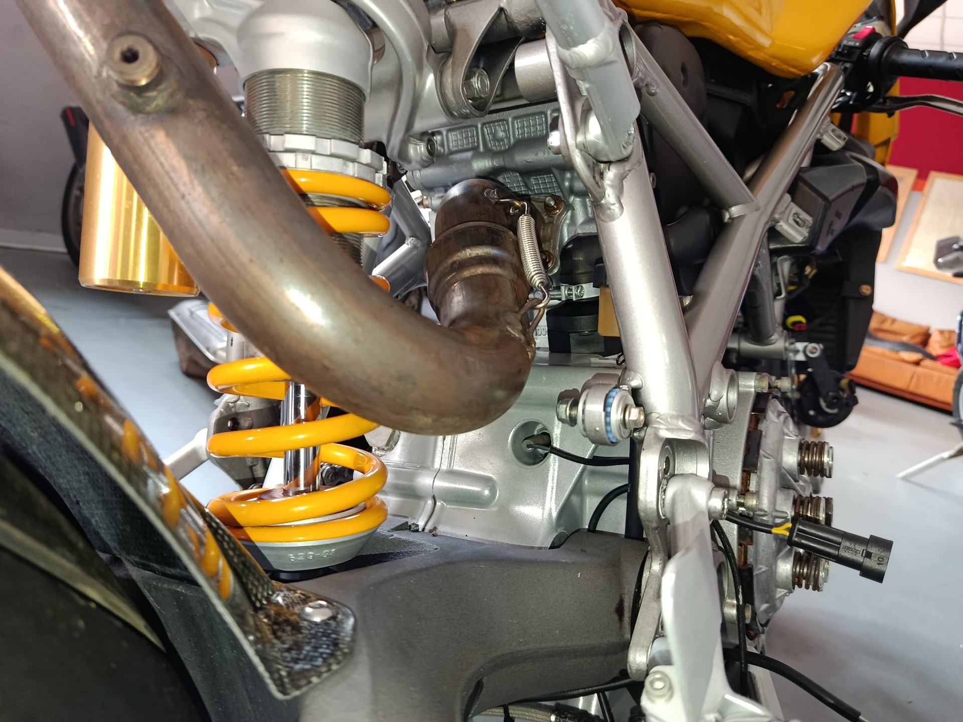 DUCATI 999 S Mono-image-10
