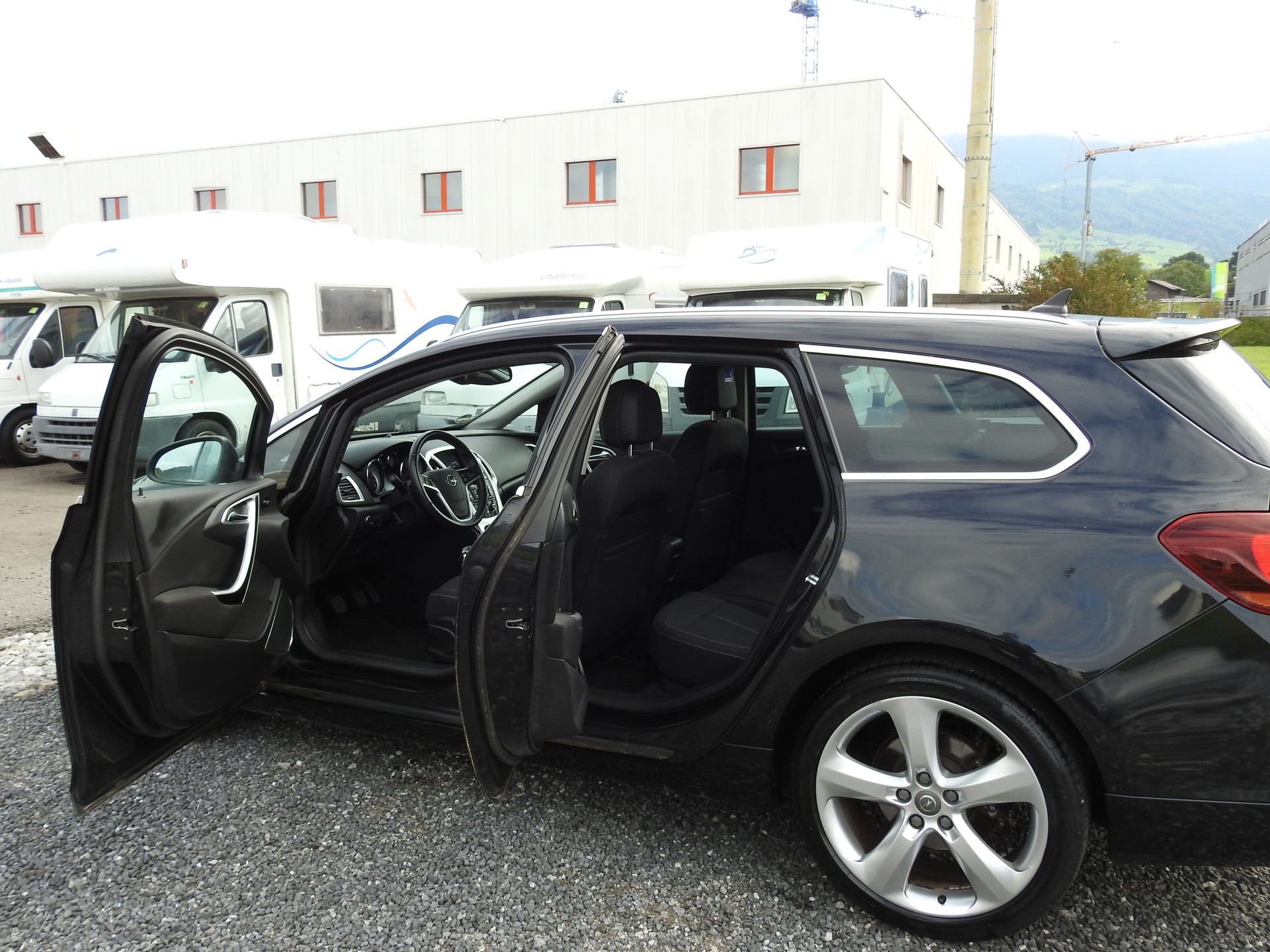 OPEL OPC-Line SportsTourer 1.6i 16V Turbo Sport-image-14