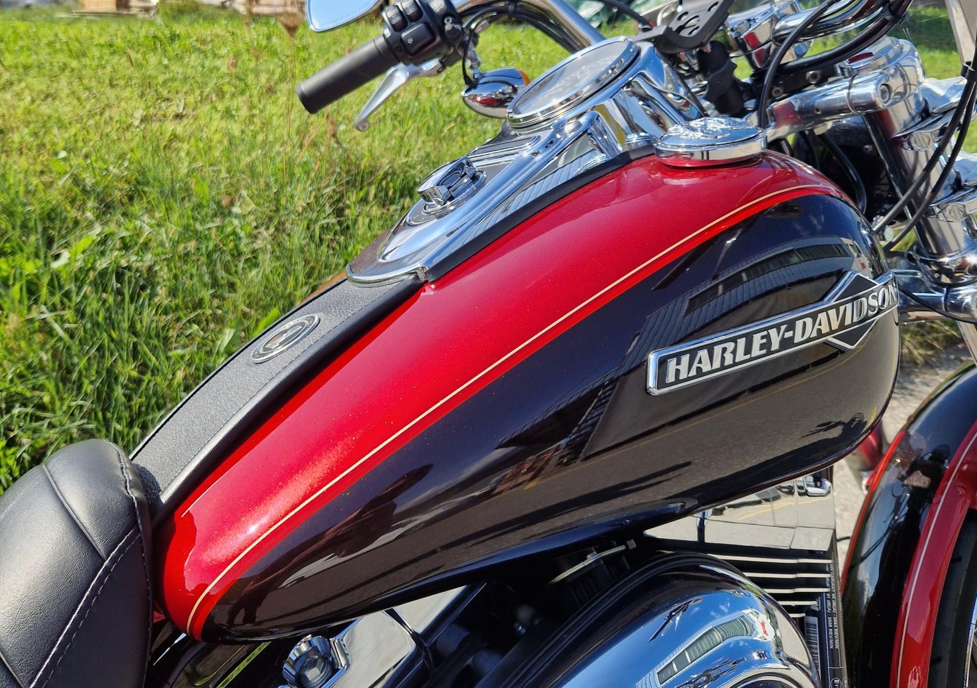 HARLEY-DAVIDSON FXDCI Dyna Super Glide Custom ABS-image-4