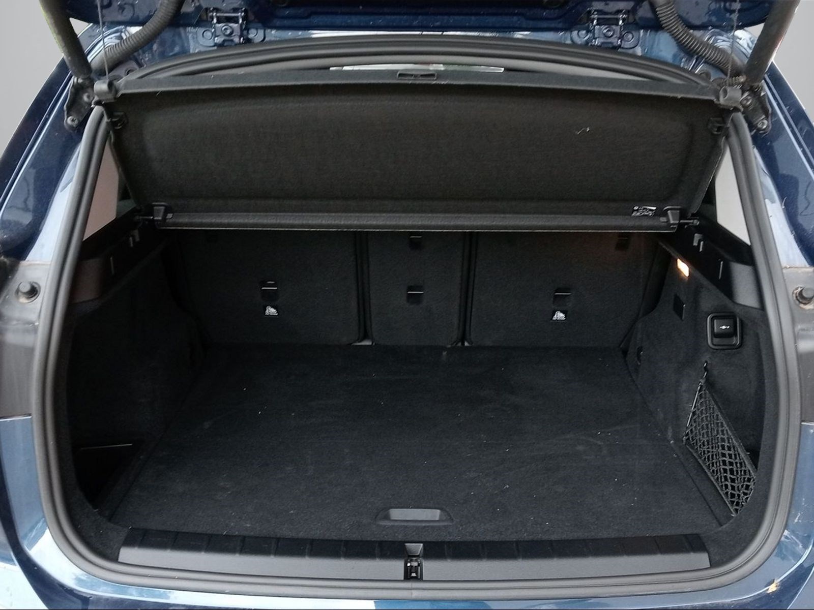 BMW X1 xDrive 25e Steptronic-image-11