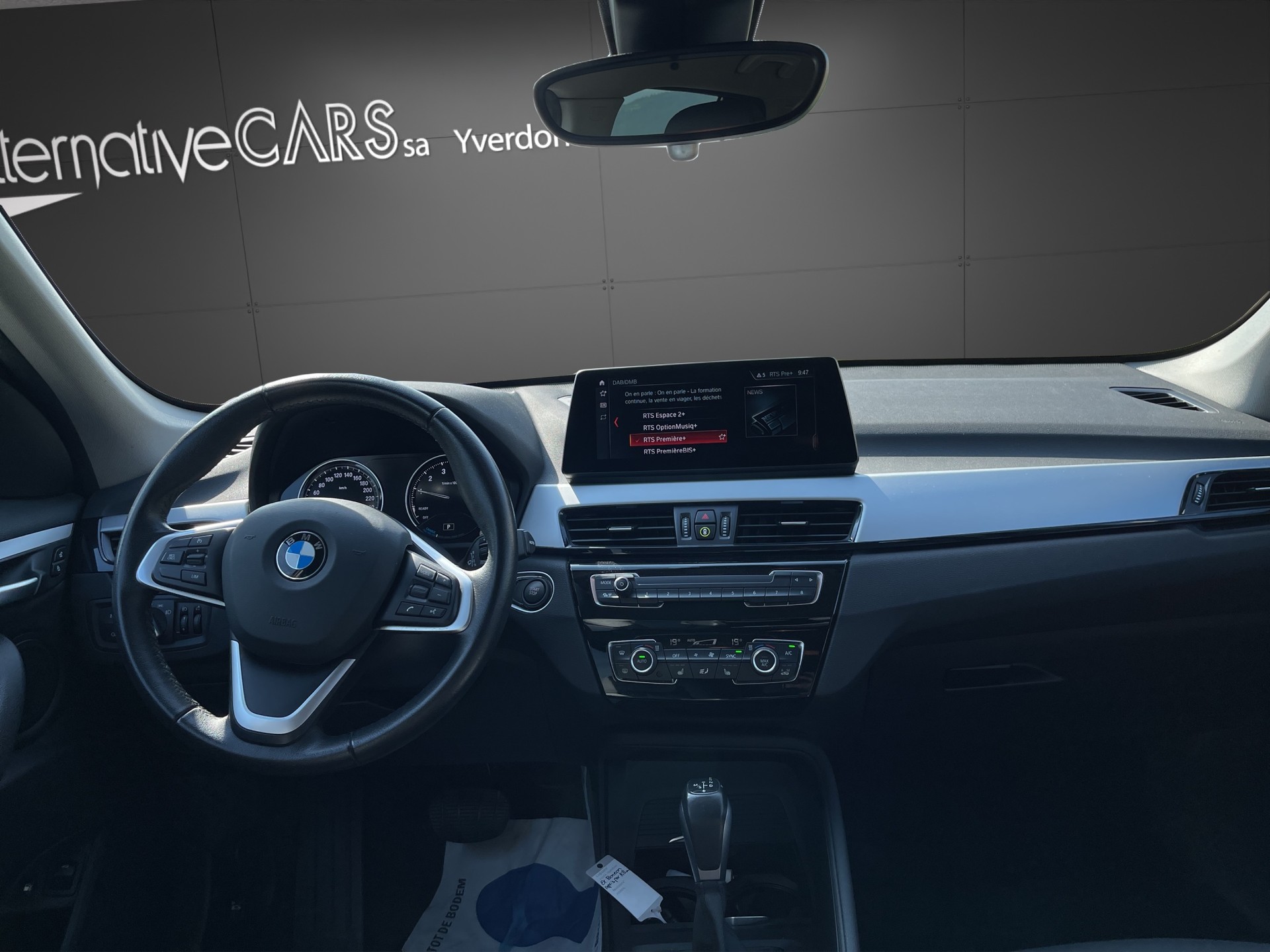 BMW X1 xDrive 25e Steptronic-image-5