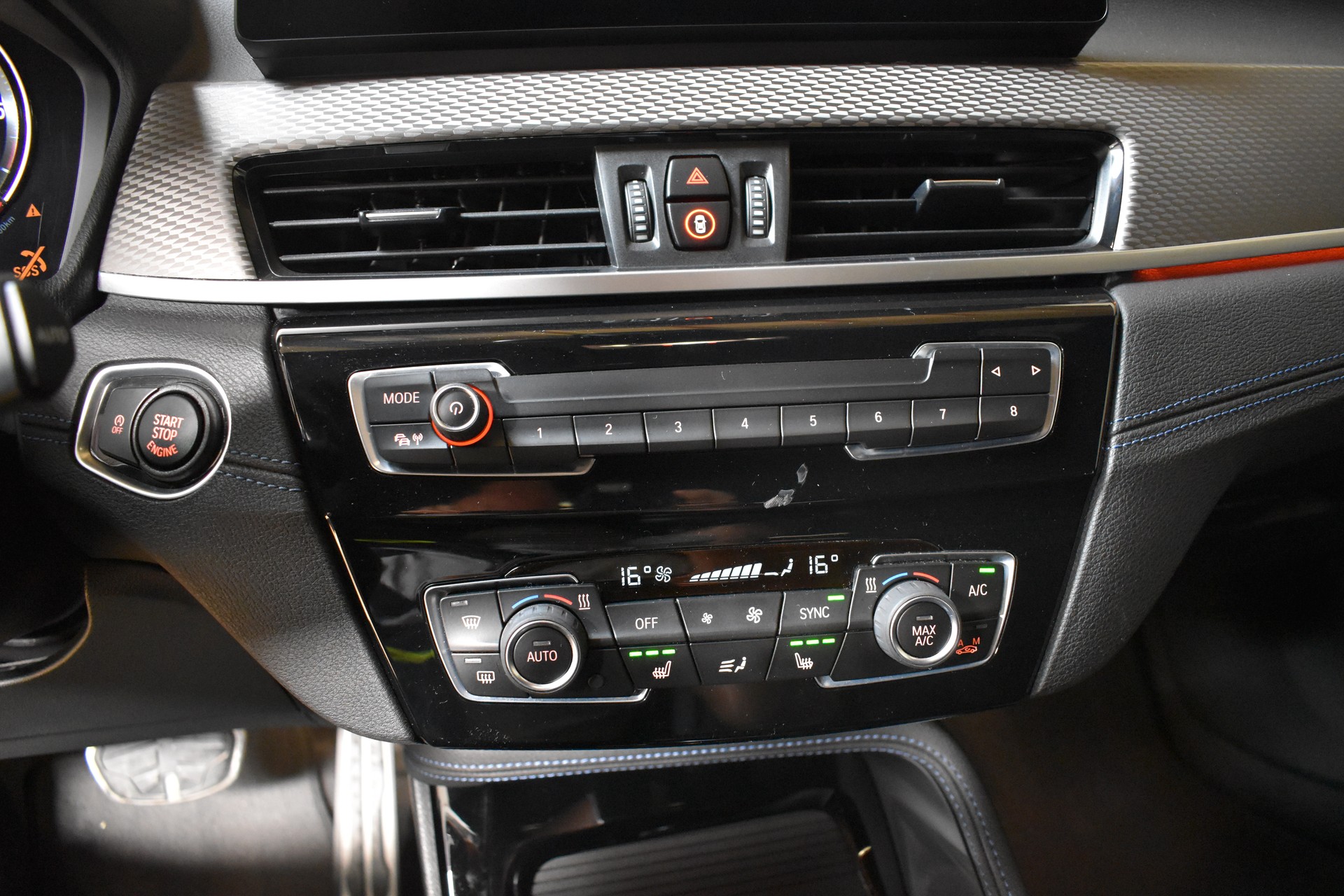 BMW X2 xDrive 18d M Sport X Steptronic / 8-Stufen-Automat Steptronic-image-9