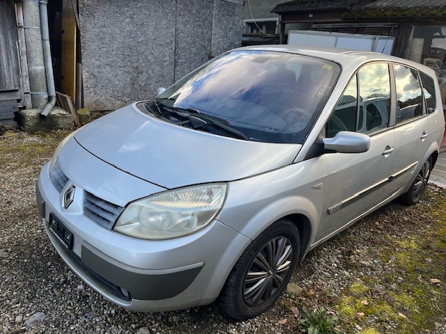 RENAULT Grand Scénic 2.0 16V Authentique Confort