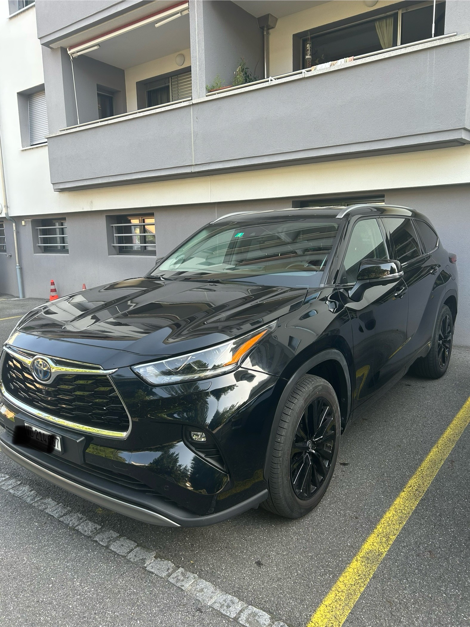 TOYOTA Highlander 2.5 HSD Premium e-CVT