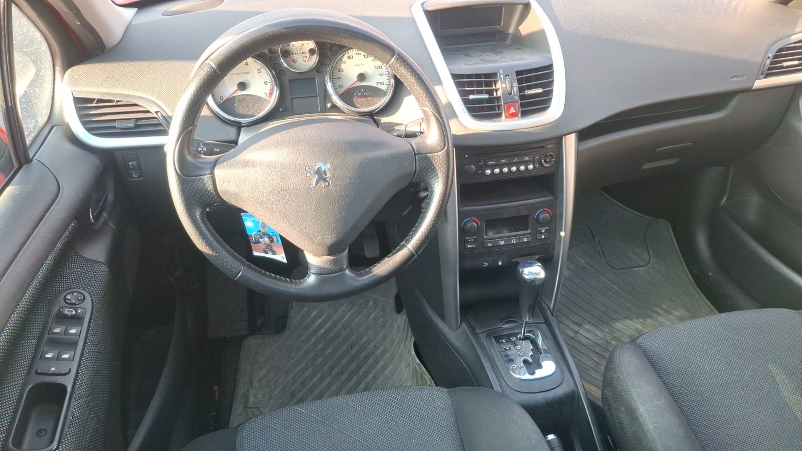 PEUGEOT 207 SW 1.6 16V Trendy Automatic-image-2