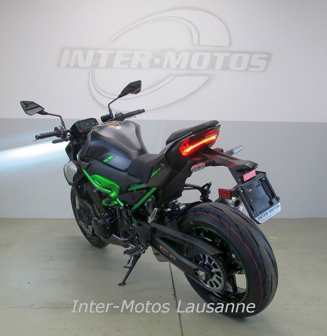 KAWASAKI Z900 MY25 (70/35KW)-image-4