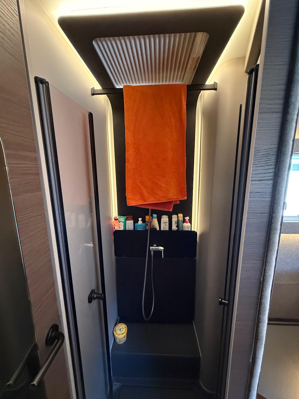 ADRIA 780DC-image-12
