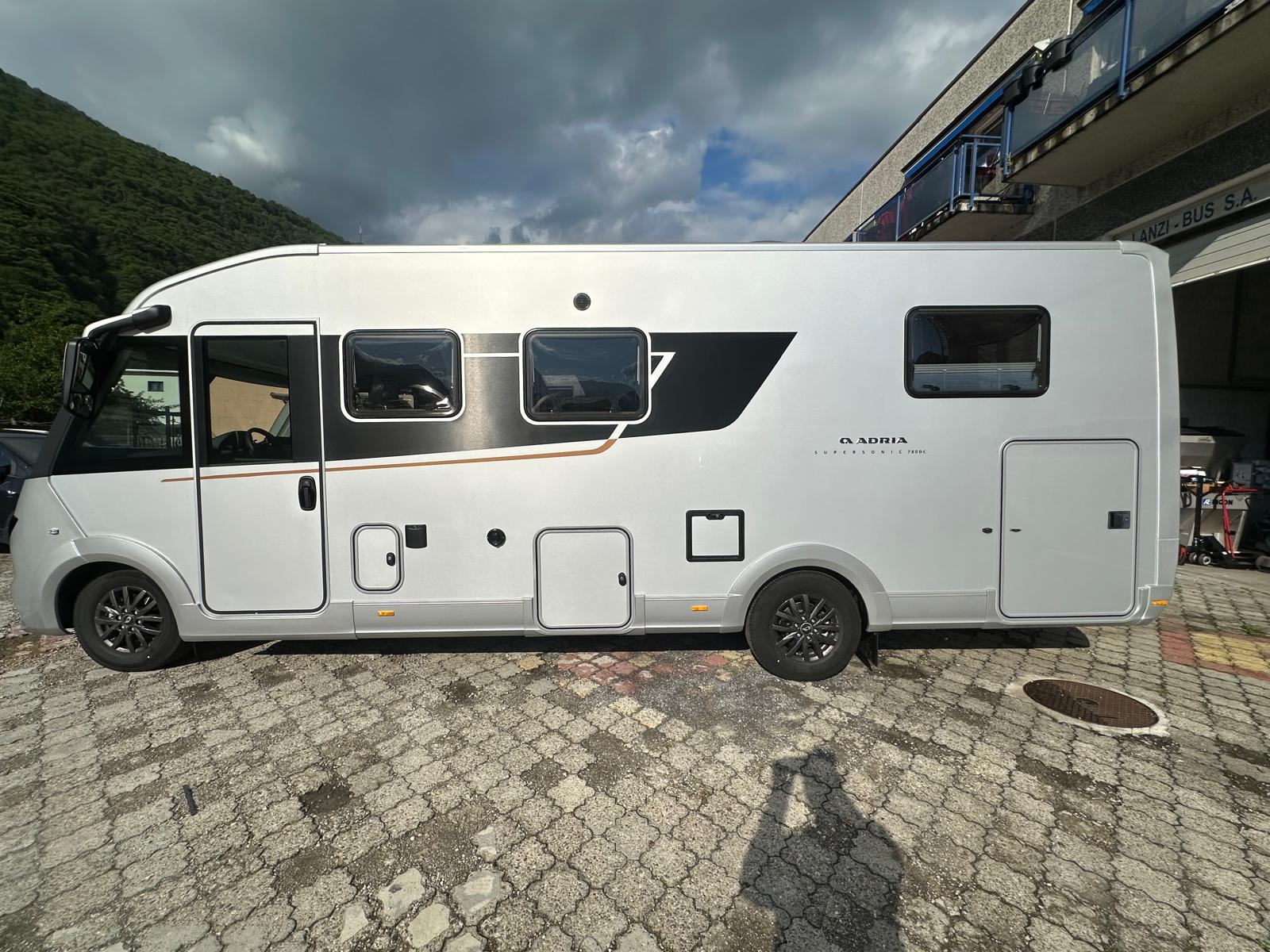 ADRIA 780DC-image-2