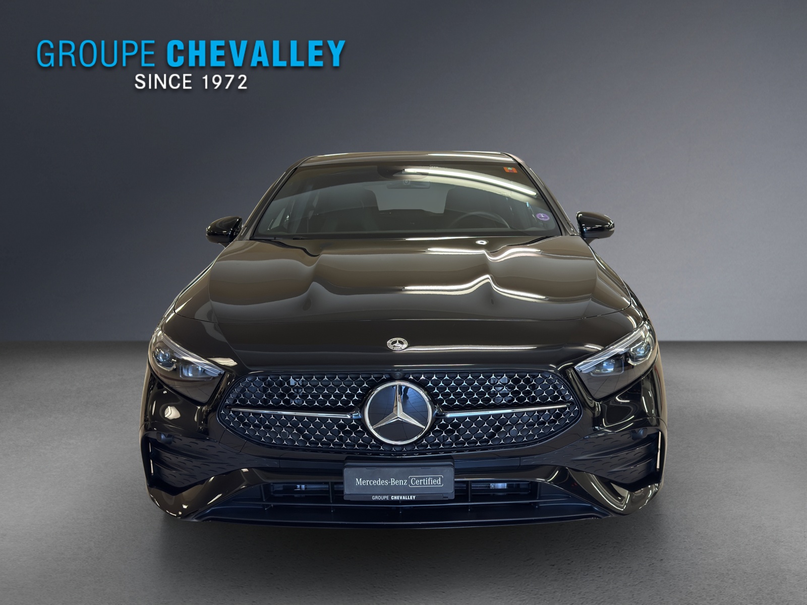 MERCEDES-BENZ A 220 4Matic 8G-DCT-showroom-element-1