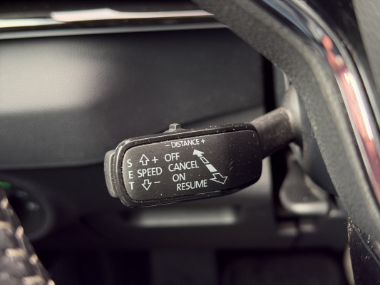SKODA Karoq 2.0TSI SportL.4x4-image-9