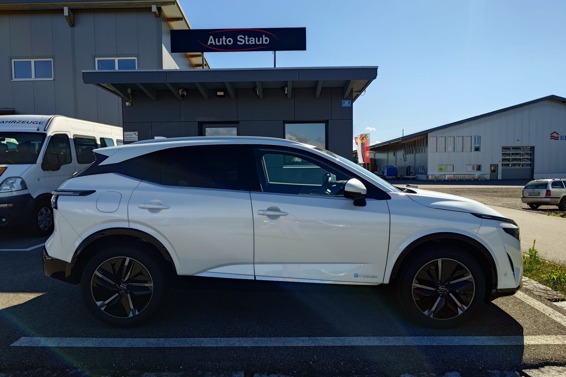NISSAN Qashqai 1.5 VC-T Tekna-image-1