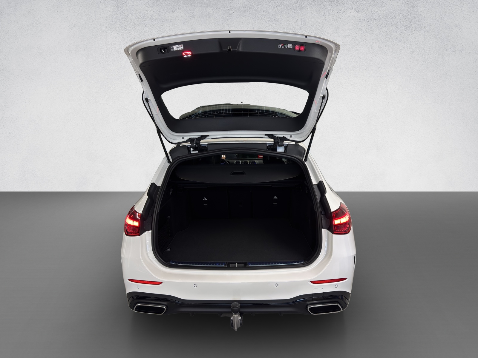 MERCEDES-BENZ C 220 d AMG Line 4Matic Swiss Star T-Modell-image-8