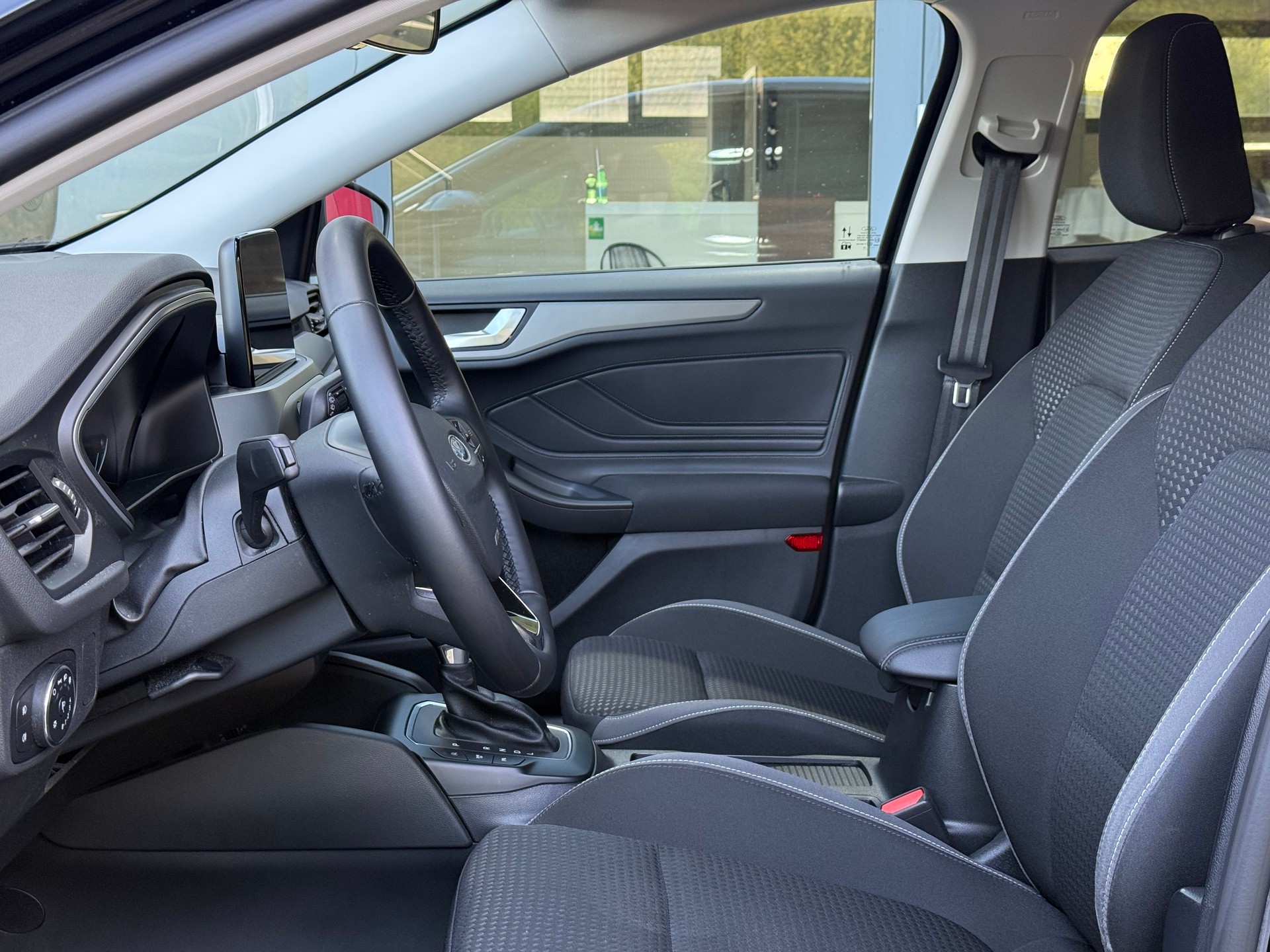 FORD Focus 1.0 MHEV Cool Connect Automat LEASING AB 233.80 CHF / MONAT-image-7