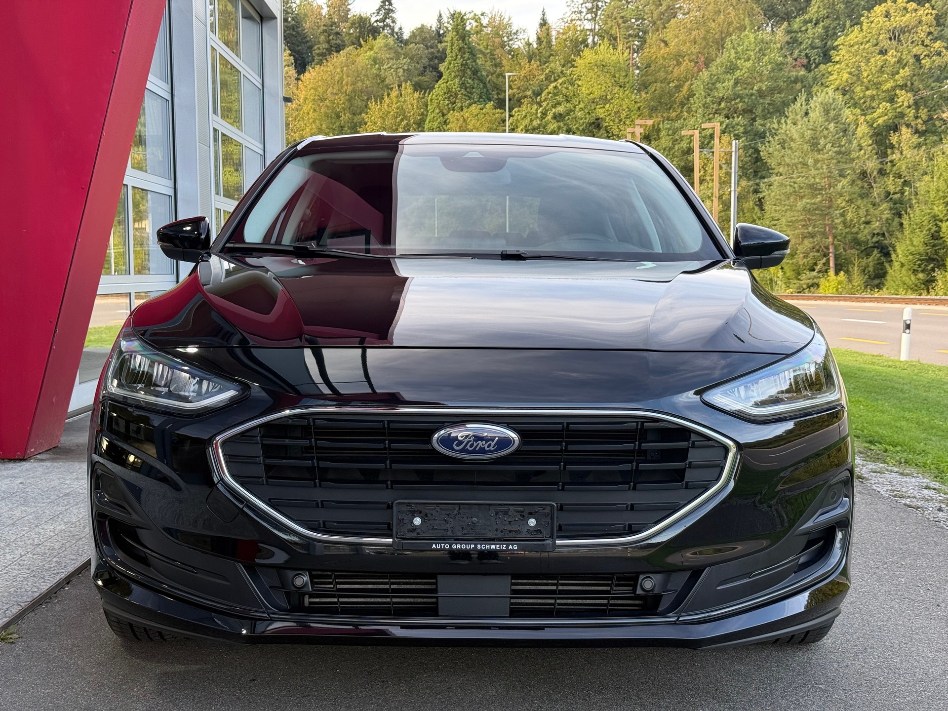 FORD Focus 1.0 MHEV Cool Connect Automat LEASING AB 233.80 CHF / MONAT-showroom-element-3