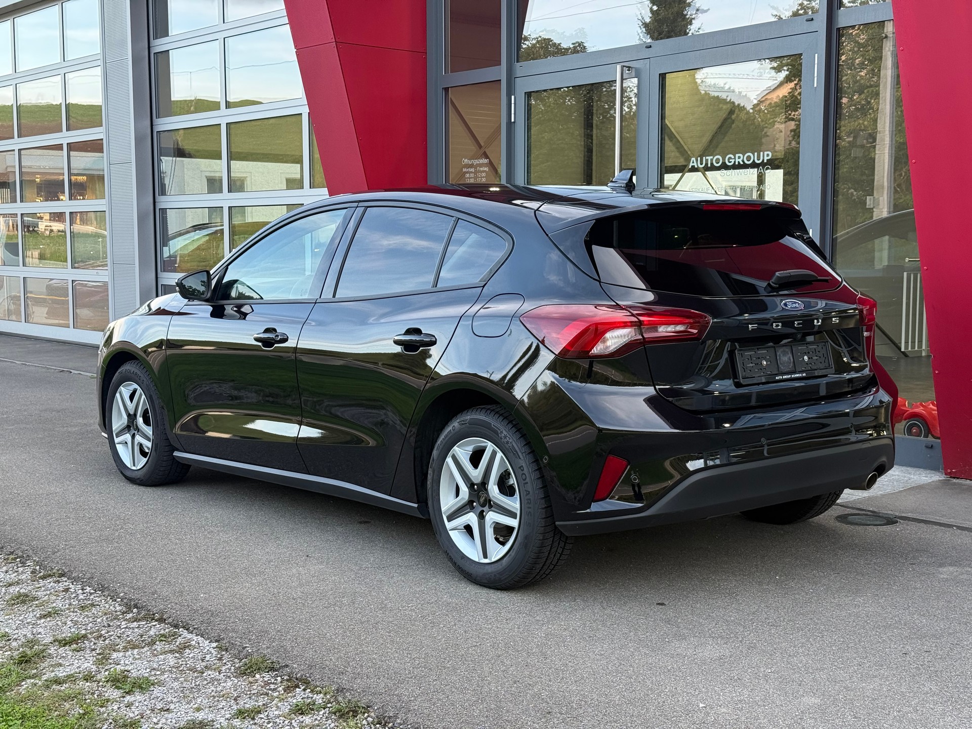 FORD Focus 1.0 MHEV Cool Connect Automat LEASING AB 233.80 CHF / MONAT-showroom-element-2