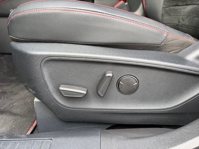 FORD Kuga 2.5 FHEV ST-Line X 4WD-image-10