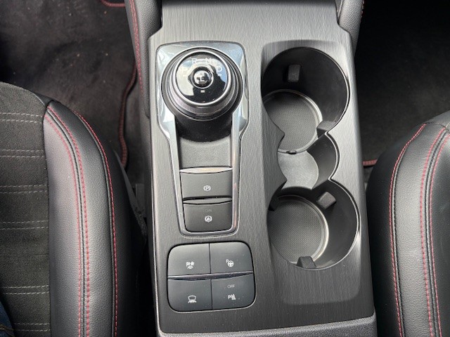 FORD Kuga 2.5 FHEV ST-Line X 4WD-image-13