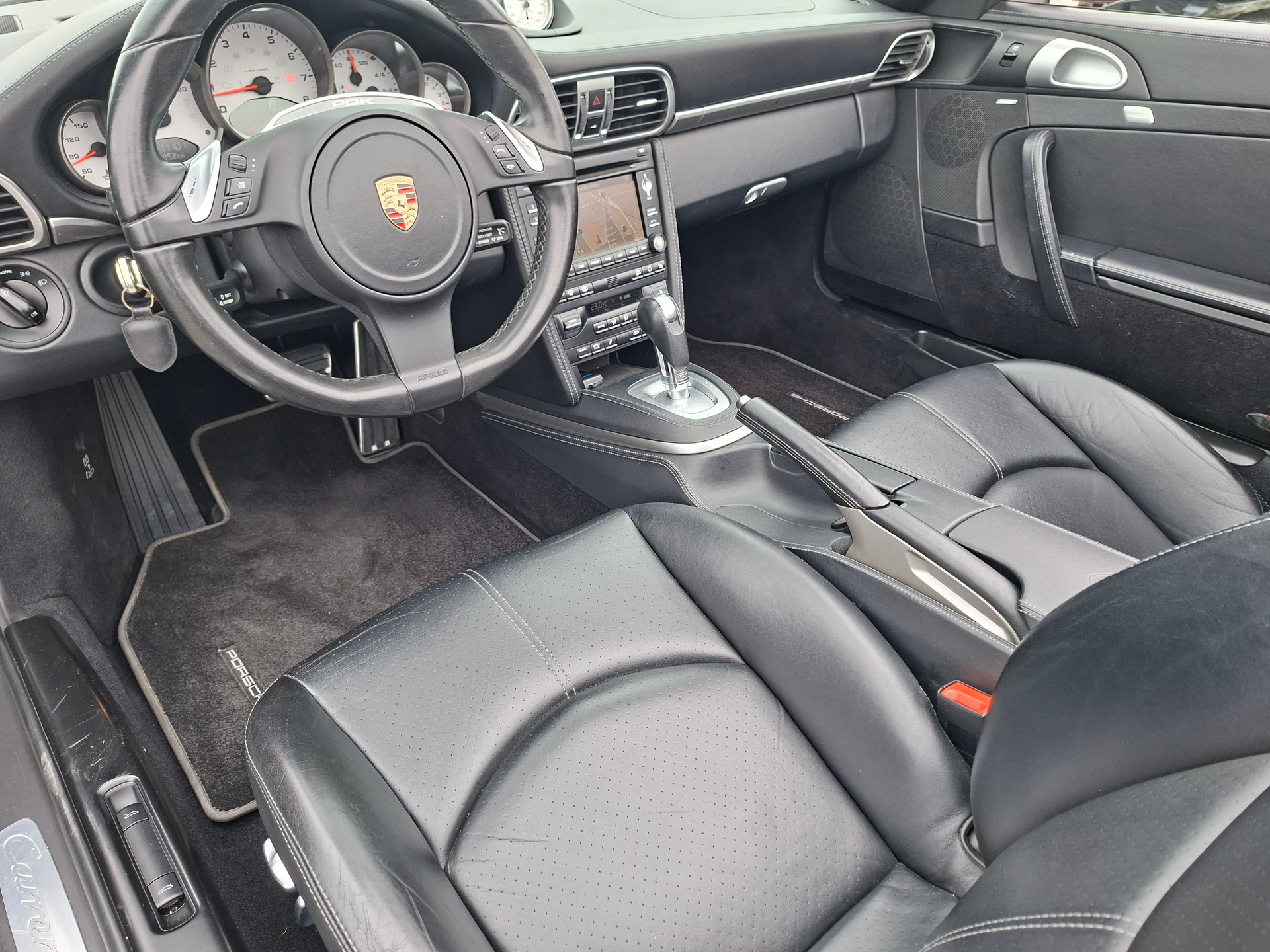 PORSCHE 911 Cabrio Carrera 4S PDK-image-5