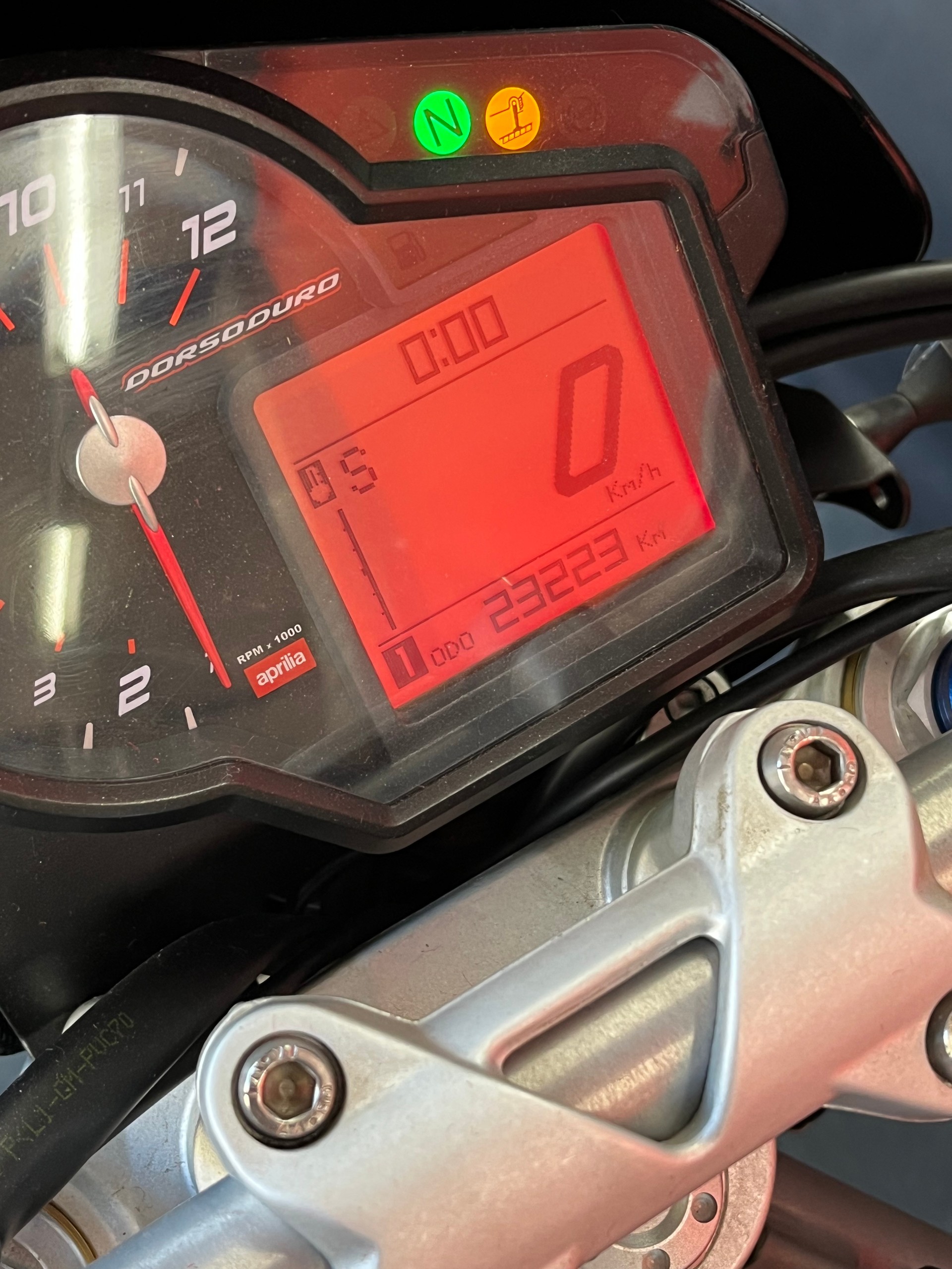 APRILIA Dorsoduro SMV 750-image-5