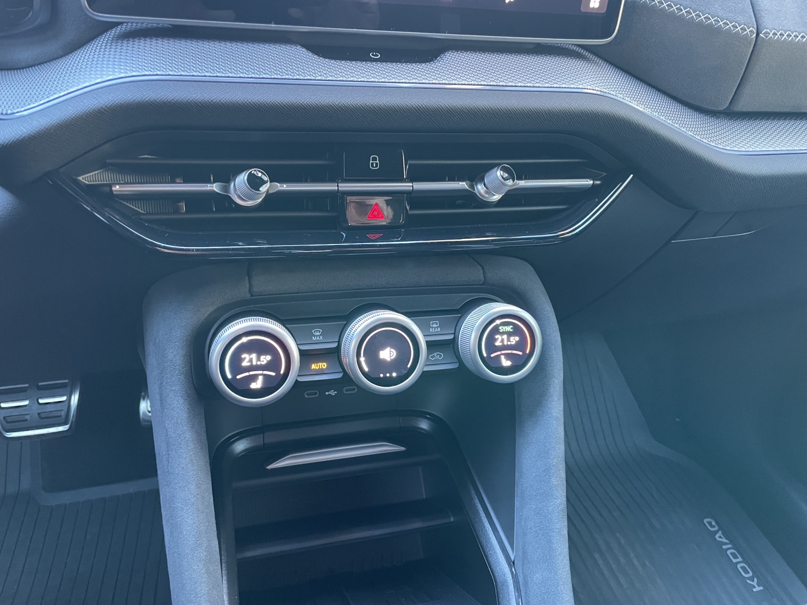 SKODA Kodiaq 2.0 TSI Sportline 4x4-image-11
