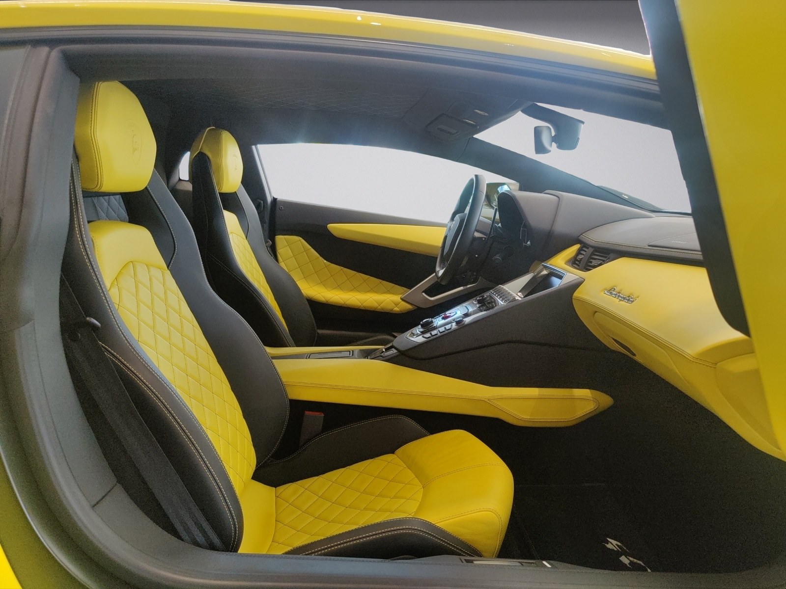 LAMBORGHINI Aventador 6.5 LP720 50° Anniversario-image-5
