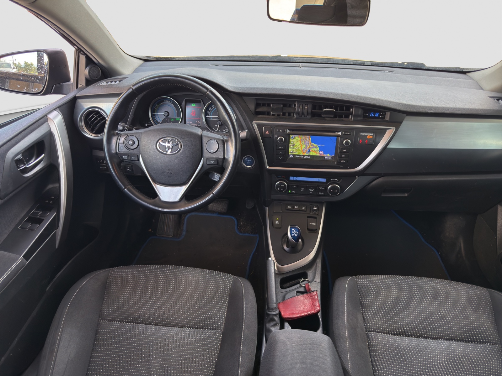 TOYOTA Auris 1.8 16V HSD Linea Sol-image-13
