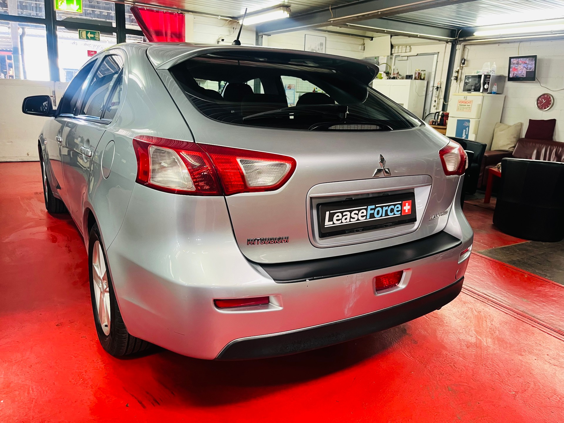 MITSUBISHI Lancer Sportback 1.8 Intense CVT-image-9