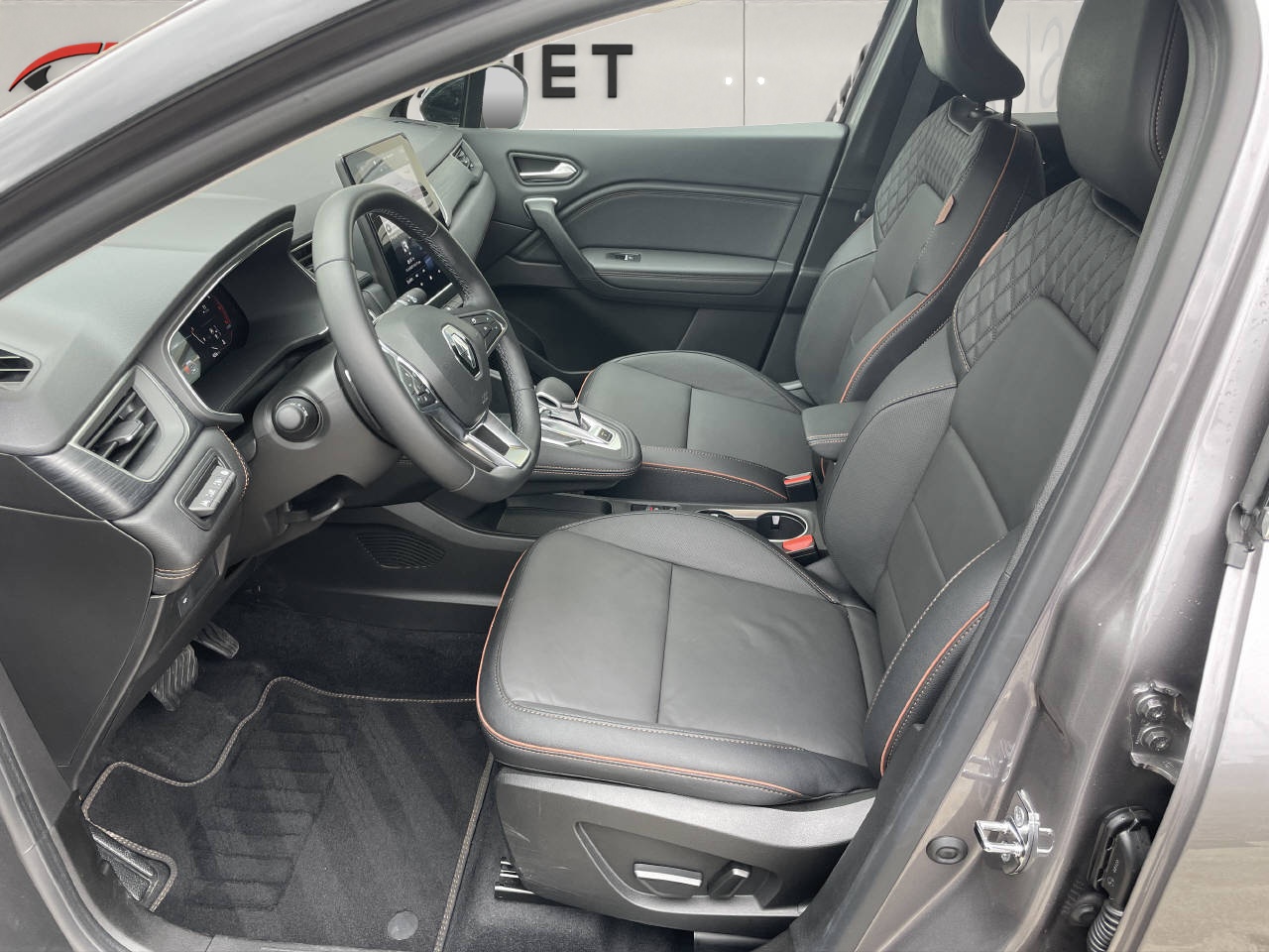 RENAULT Captur 1.3 TCe 140 Initiale EDC-image-4