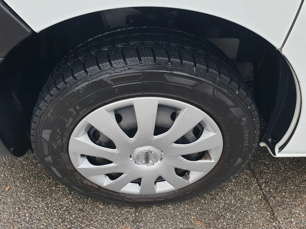 NISSAN NV300 dCi 125 2.9 L2H1 Comfort **L2 H1 ** 3-Plätzer ** RF-Kamera** Werkstatt-Einrichtung ** Letze MFK. 02.05.2025-image-13