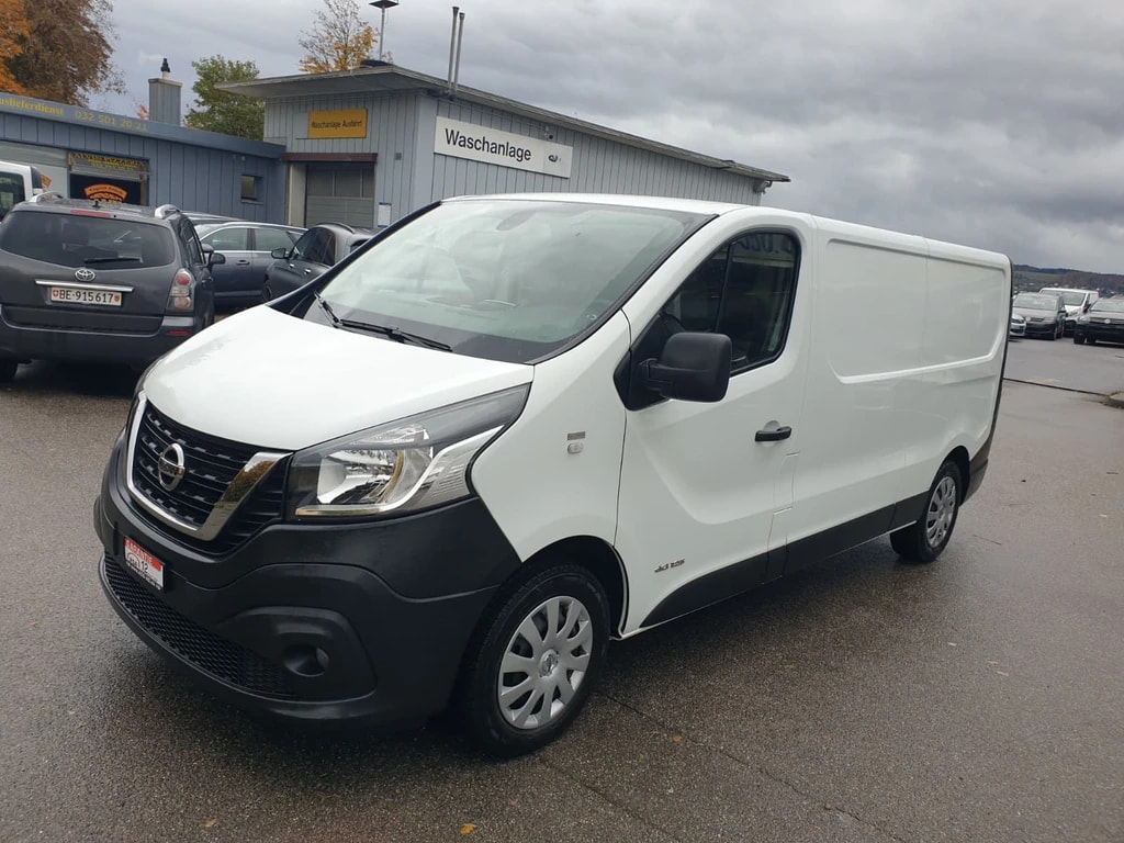 NISSAN NV300 dCi 125 2.9 L2H1 Comfort **L2 H1 ** 3-Plätzer ** RF-Kamera** Werkstatt-Einrichtung ** Letze MFK. 02.05.2025-showroom-element-2