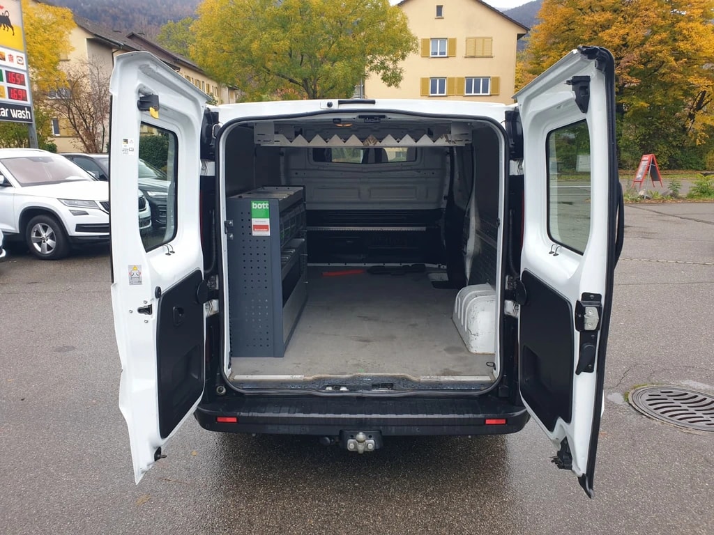 NISSAN NV300 dCi 125 2.9 L2H1 Comfort **L2 H1 ** 3-Plätzer ** RF-Kamera** Werkstatt-Einrichtung ** Letze MFK. 02.05.2025-image-7