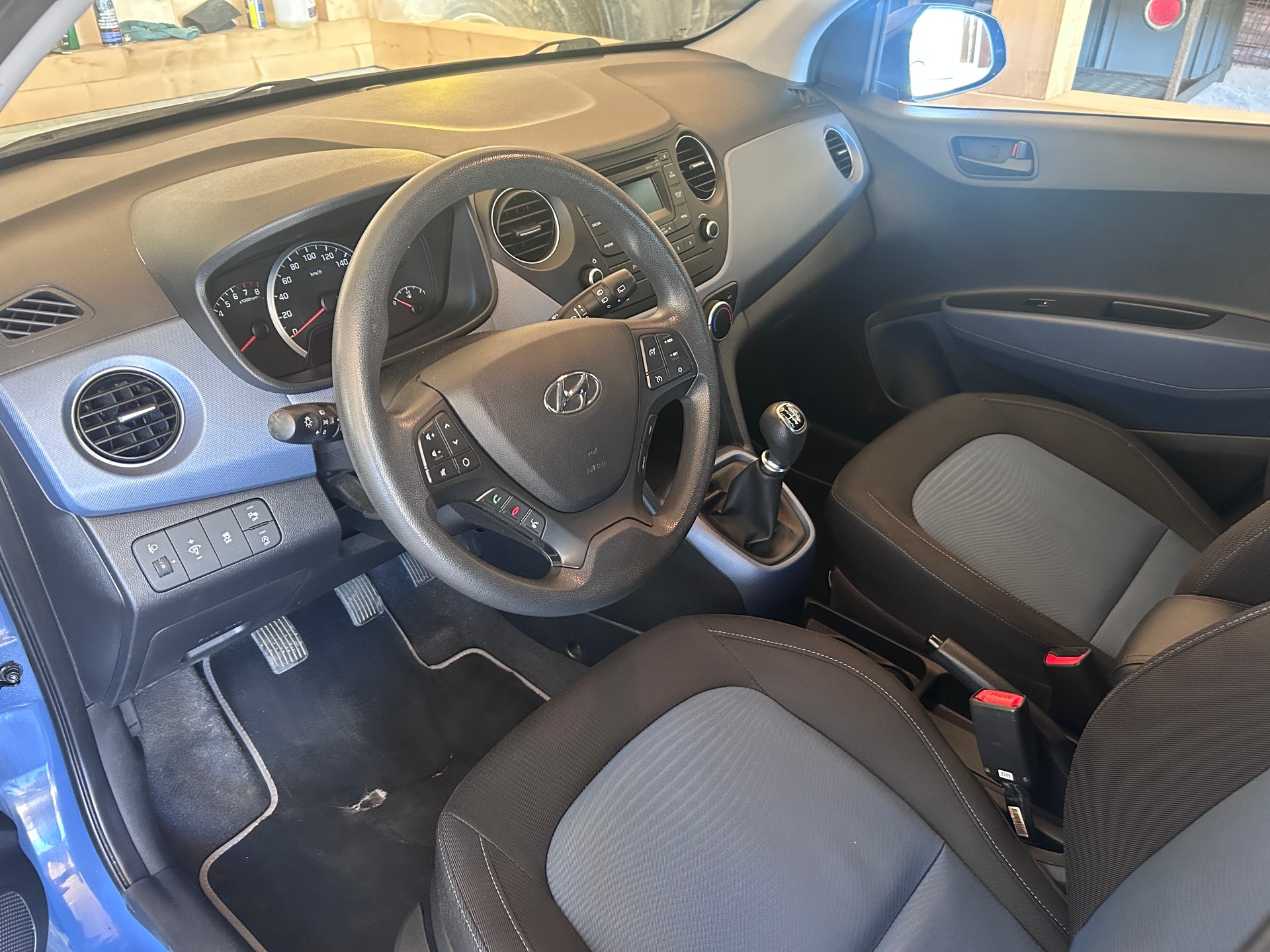 HYUNDAI 1.0 Amplia-image-5
