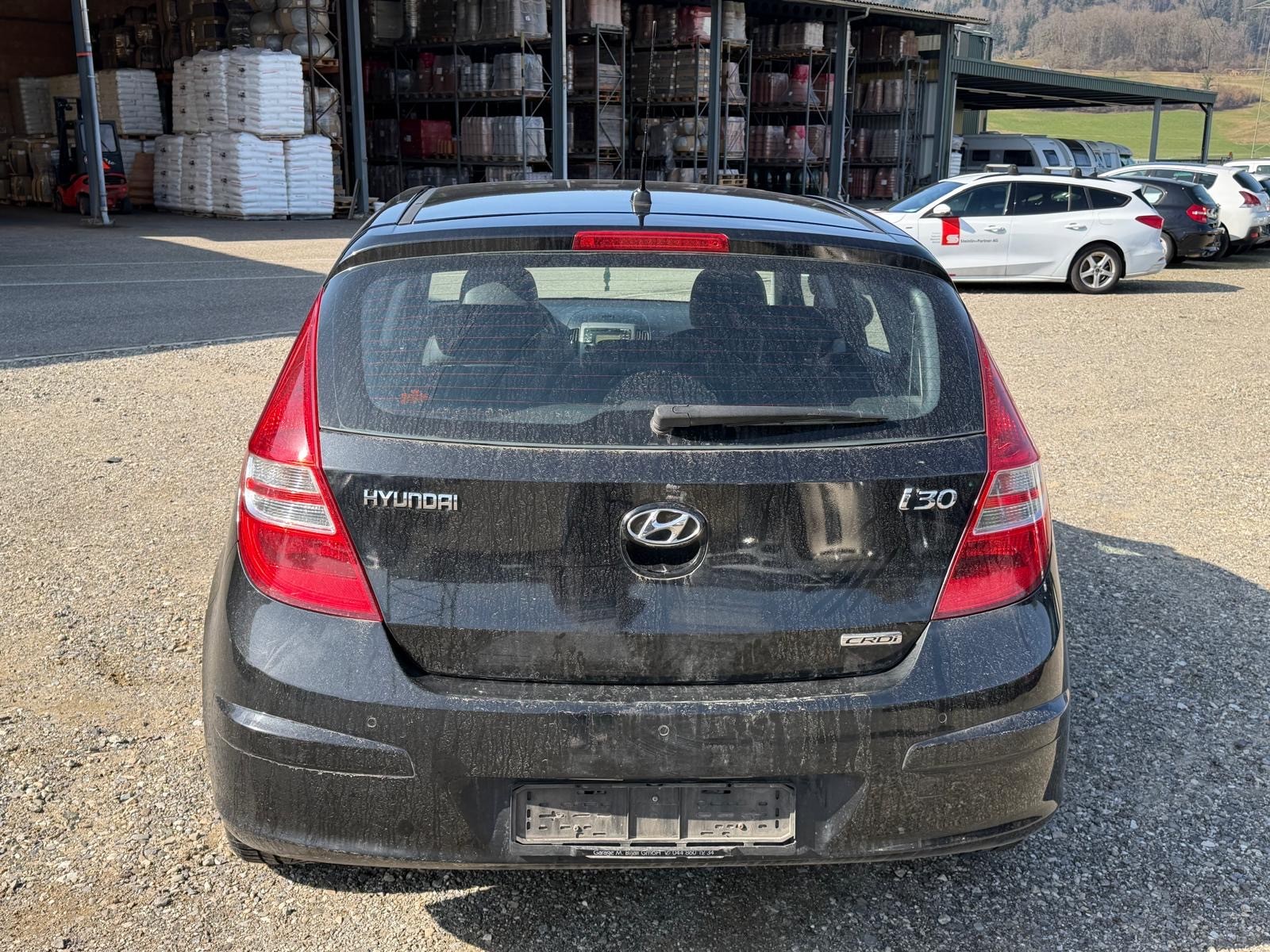 HYUNDAI i30 2.0 CRDi-image-14