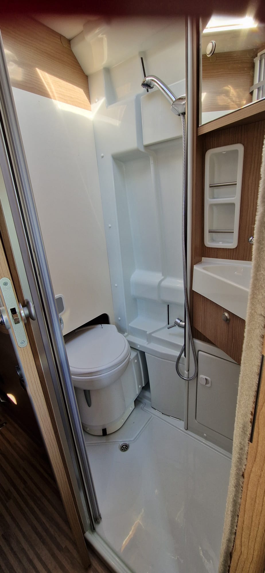 CARTHAGO Malibu Van 640 LE-image-7
