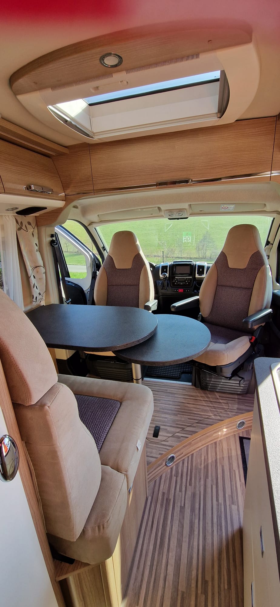 CARTHAGO Malibu Van 640 LE-image-3
