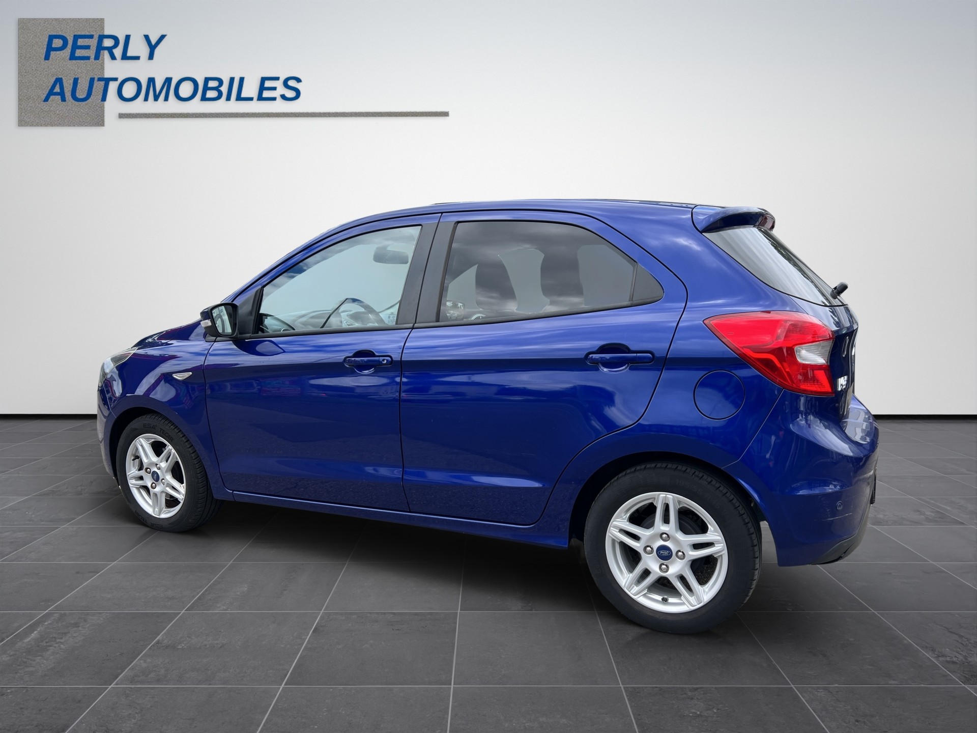 FORD KA+ 1.2 Cool&Sound-showroom-element-3