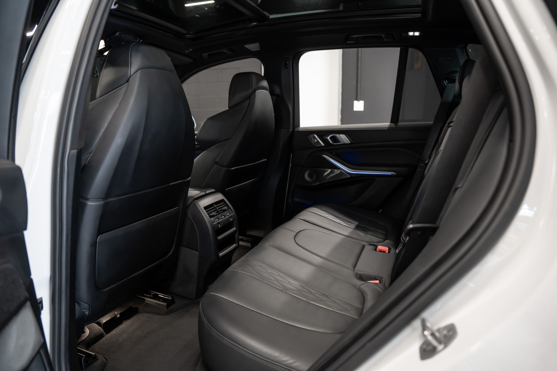 BMW X5 xDrive 40d M Sport / CH Auto / Werksgarantie / Vollausstattung / Schiebedach / Lenkradheizung / Thermoelectric-image-10