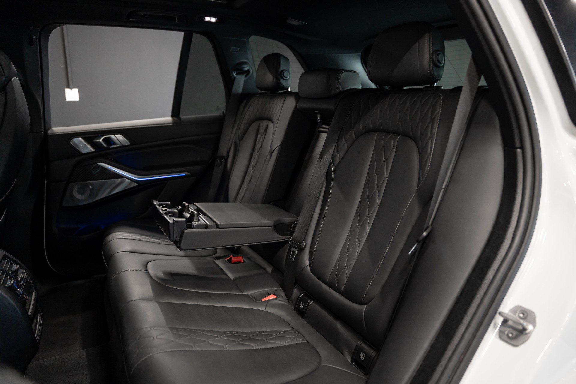 BMW X5 xDrive 40d M Sport / CH Auto / Werksgarantie / Vollausstattung / Schiebedach / Lenkradheizung / Thermoelectric-image-11