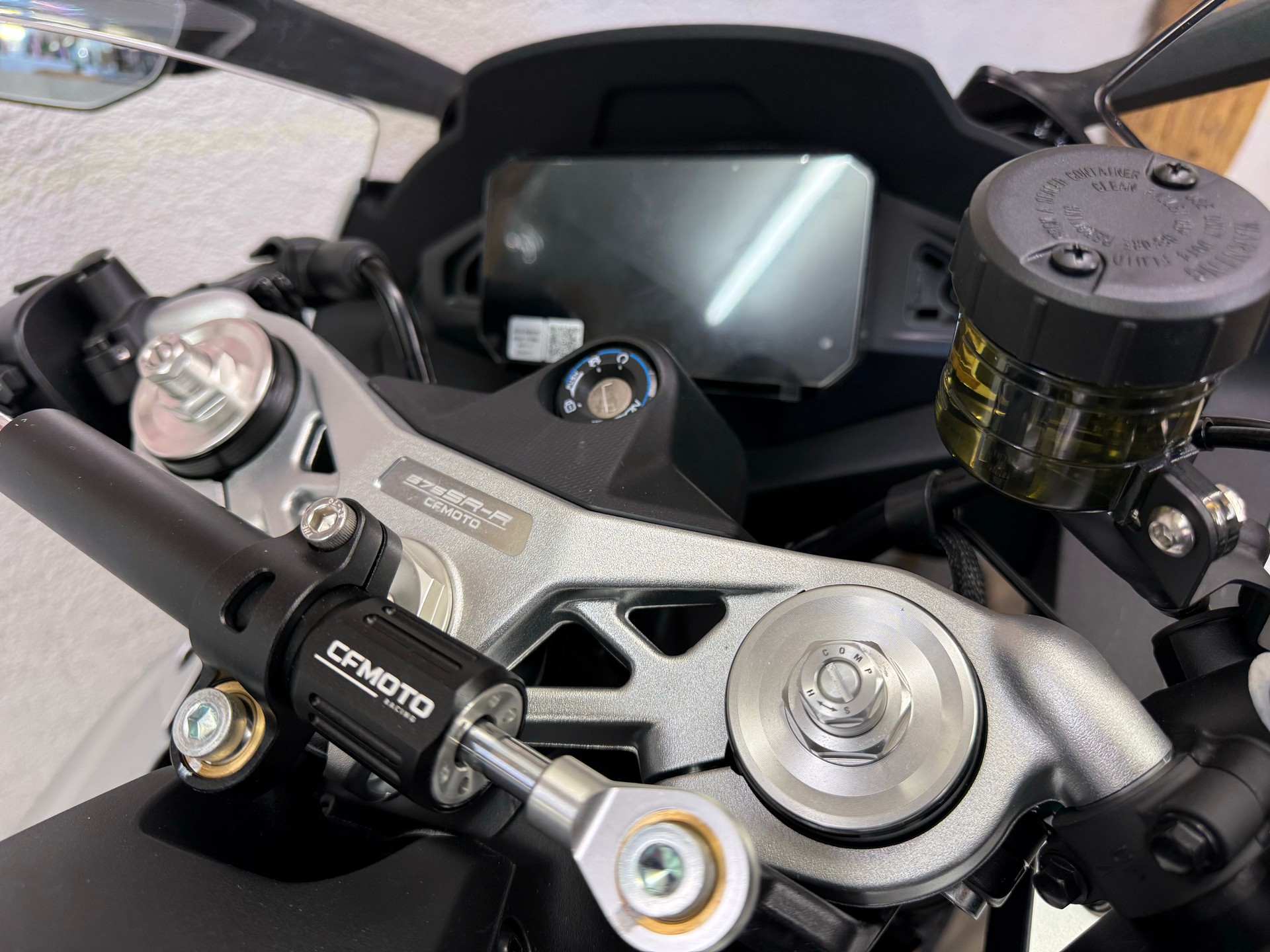 CF MOTO 675 SR-R-image-5