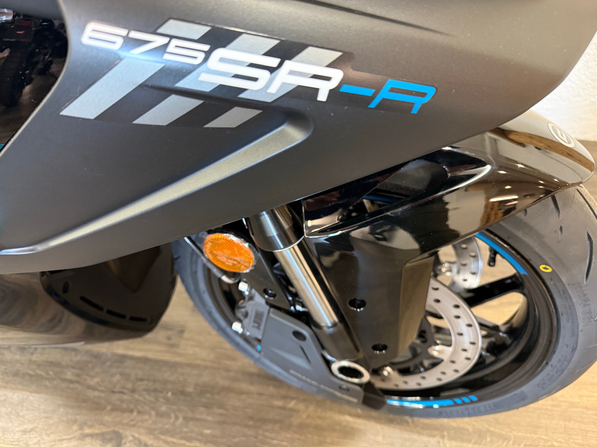 CF MOTO 675 SR-R-image-2